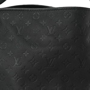 51 LOUIS VUITTON Empreinte Artsy MM Black